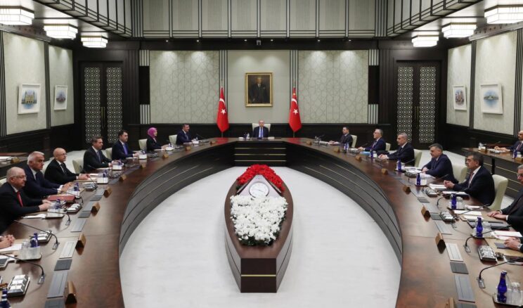 Kabine kritik başlıklarla toplanıyor: Terörsüz Türkiye, ekonomi ve bölgesel gelişmeler