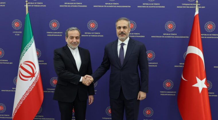 Bakan Fidan İranlı mevkidaşı ile görüştü