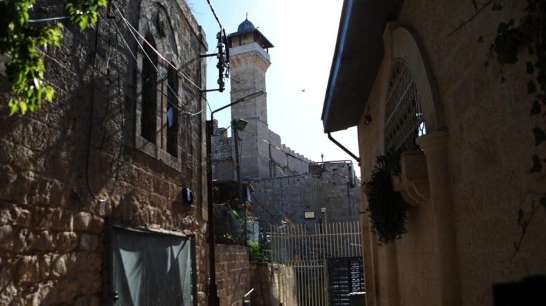 İşgalci İsrail, temmuzda El Halil’deki Harem-i İbrahim Camisi’nde hiç ezan okutturmadı