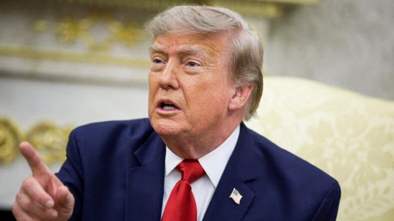 Trump’tan “Hürmüz Boğazı tamamen bizim kontrolümüzde” mesajı
