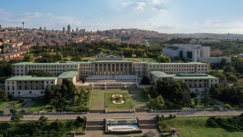 AK Parti, “Terörsüz Türkiye” sürecine dair düzenlemeyi imzaya açtı